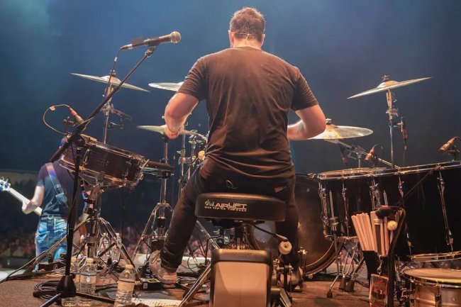 Cara Membuat Video Musik yang Menarik: Panduan untuk Artis