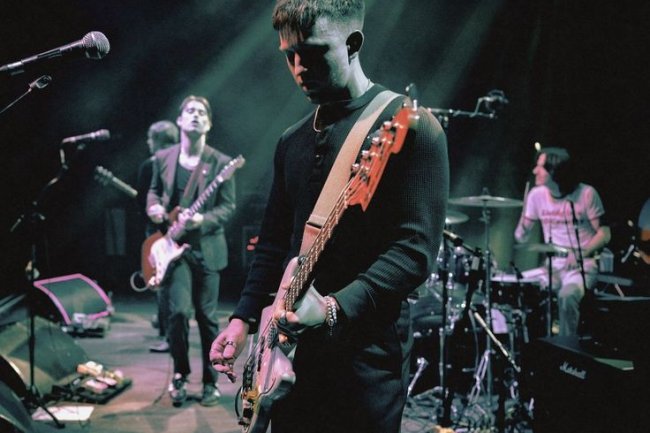 Soundtrack to Success: Membuat Perusahaan Musik yang Menguntungkan