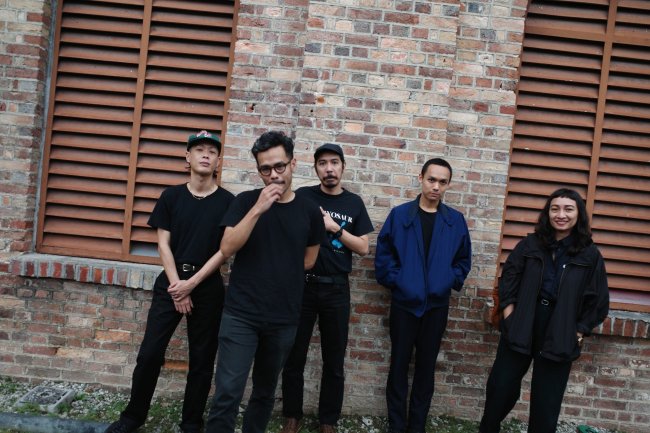 Analisis Mendalam Karya-Karya Fikri Fadzil: Tema, Teknik, dan Inspirasi