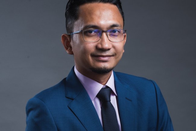 Ungku Iskandar: Perjalanan Hidup dan Karya yang Mempengaruhi Dunia Seni