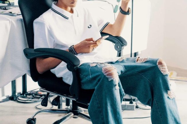 Breaking Boundaries: Rudeen’s Unique Blend of Indie and Hip-Hop