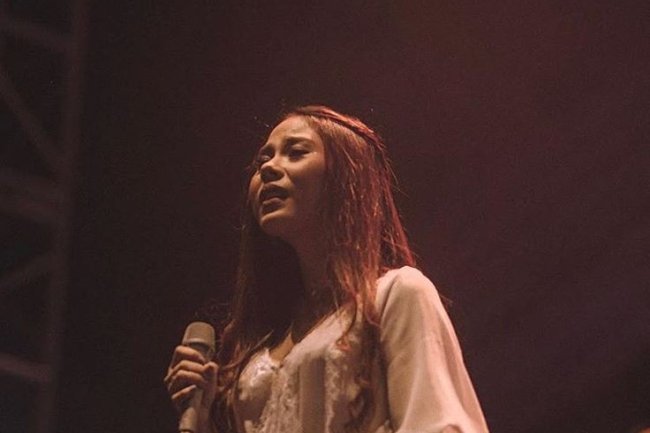 Keberanian Nadin Amizah dalam Menyuarakan Perasaan Lewat Musik