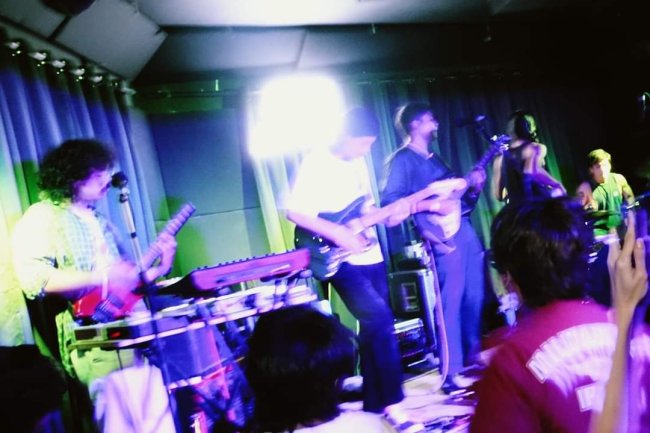 Capt'n Trips and the Kid: Understanding the Themes of Friendship and Survival