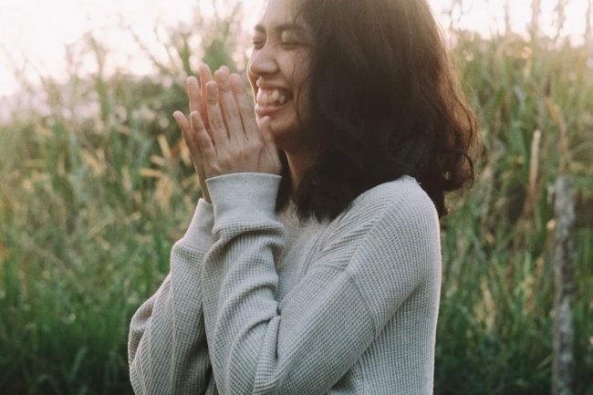 Lirik yang Menggugah: Mengapa Lagu-Lagu Heidi Moru Memikat Hati?