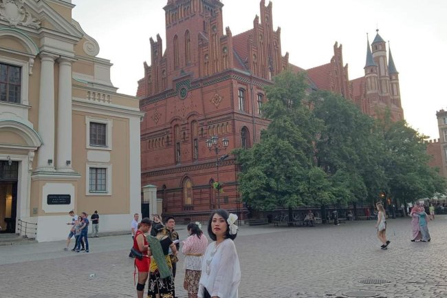 Menghadapi Kritik: Heidi Moru dan Cara Menghadapinya