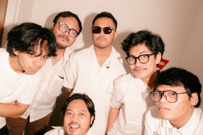 "Eventually: Pertarungan Antara Cinta dan Ego dalam Hati"