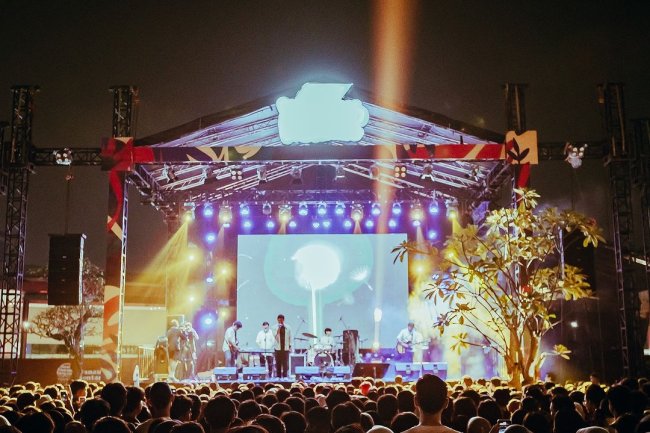 "Letting Go" – Pelajaran Cinta yang Menyakitkan dari Nadhif Basalamah