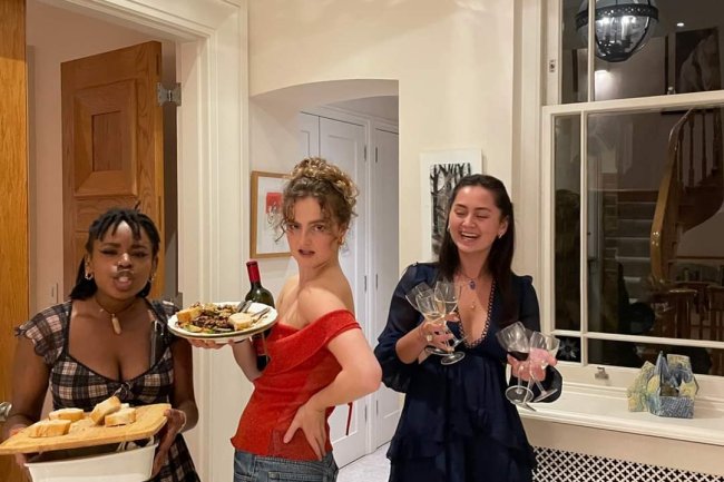 Inspirasi Musik Jasmine Thompson: Dari Pop hingga Indie