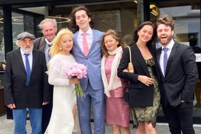 Cinta dan Rasa Takut di Balik Lirik ‘Rather Be’ Versi Jasmine Thompson