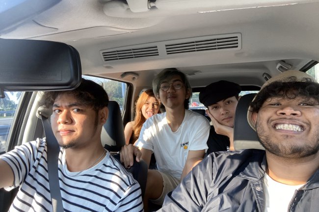 Mengulik Pengalaman Pribadi dalam Lirik "Hari Tanpa Cinta"