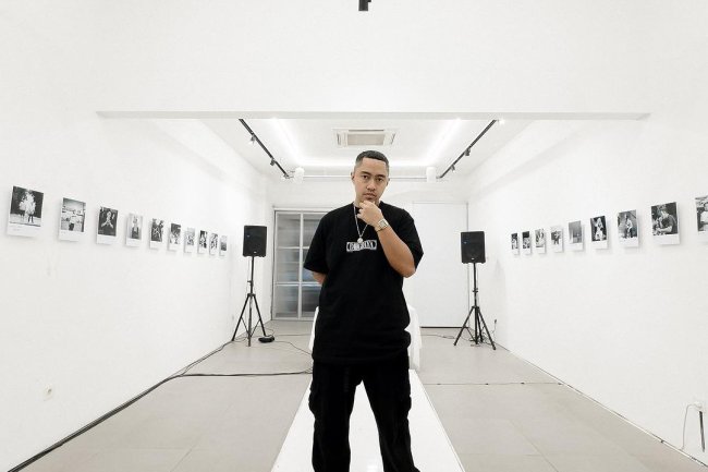 Makna Filosofis dalam Lagu 'Sementara' Karya Laze: Kritik Terhadap Kehidupan Modern"