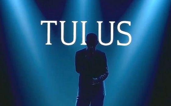 Tulus: Musisi dengan Vokal yang Tenang dan Dalam