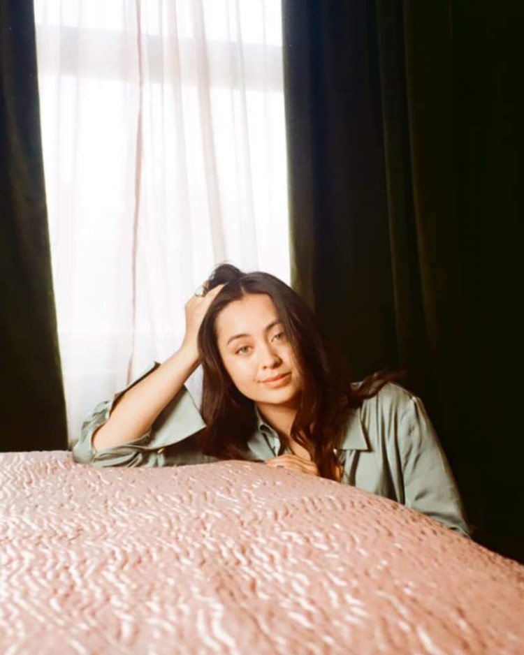 Mengenal Lebih Dekat Jasmine Thompson: Kehidupan dan Musiknya