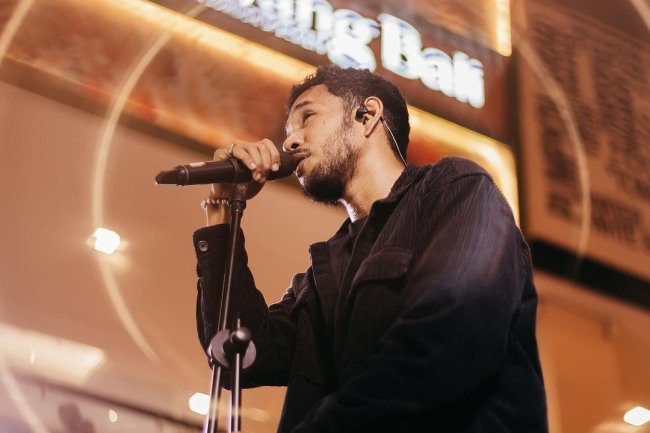 Kembalikanku (EP): Menelusuri Rindu dan Nostalgia dalam Lagu Teddy Adhitya