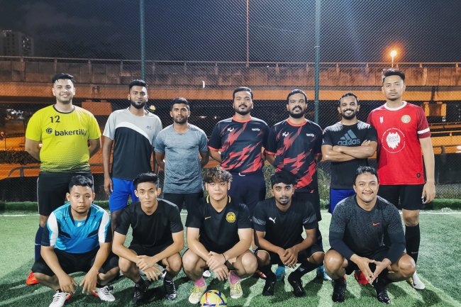 Cinta dan Pengorbanan dalam Lirik "Cinta dan Air Mata"