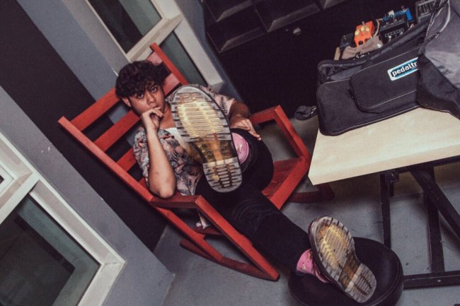 Pesan Moral dalam Lirik "Jangan Menyerah"