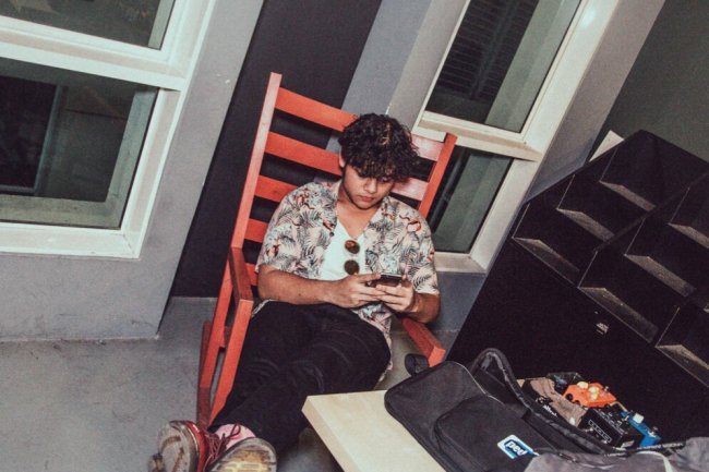 Menghidupkan Kenangan Melalui Lirik "Cinta yang Tersisa"