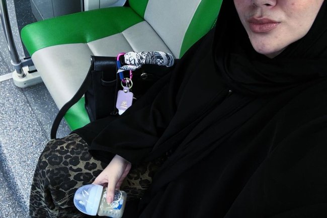 Sivia Azizah: Ikon Mode dan Musik Indonesia