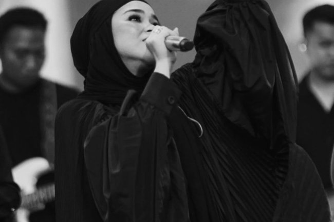 Transformasi Sivia Azizah: Dari Blink ke Solo Artis