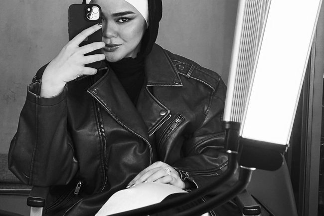 Menggali Pesan dalam Lagu 'Ego' Sivia Azizah: Kisah Cinta yang Tergerus oleh Harga Diri"