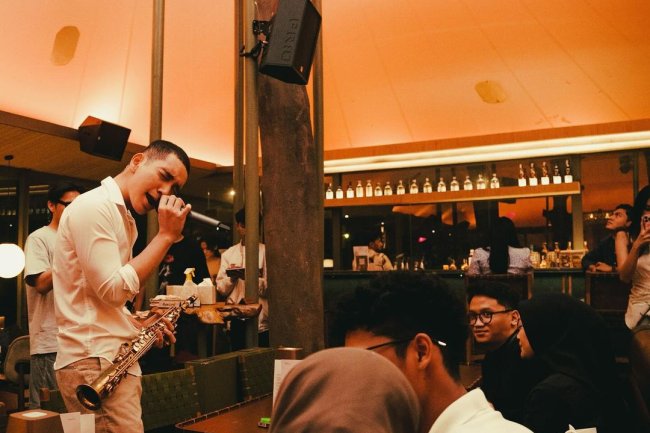 Melihat Perjalanan Karier Musik Rafi Sudirman