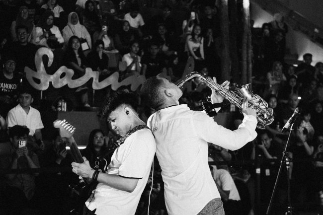 Mengungkap Pesan Mendalam di Balik Lagu 'Blinded' dari Rafi Sudirman