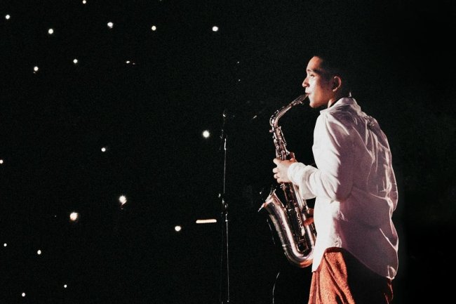 Surga Duniawi dalam Kolaborasi Maliq & D'Essentials dan Rafi Sudirman: 'Heaven' yang Menyentuh Hati"