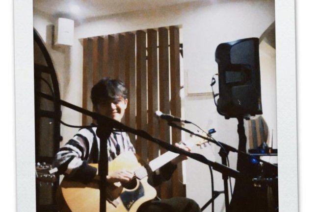 Kesendirian yang Menenangkan: Lagu ‘Say You’re Done With Me’ dari Arash Buana