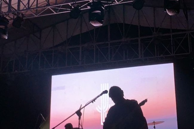 Lagu Juicy Luicy yang Cocok Jadi Status WhatsApp: Singkat, Dalam, dan Bikin Baper