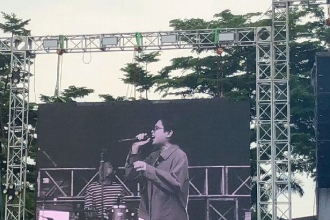 Lagu Juicy Luicy Jadi Trending di YouTube Music Indonesia