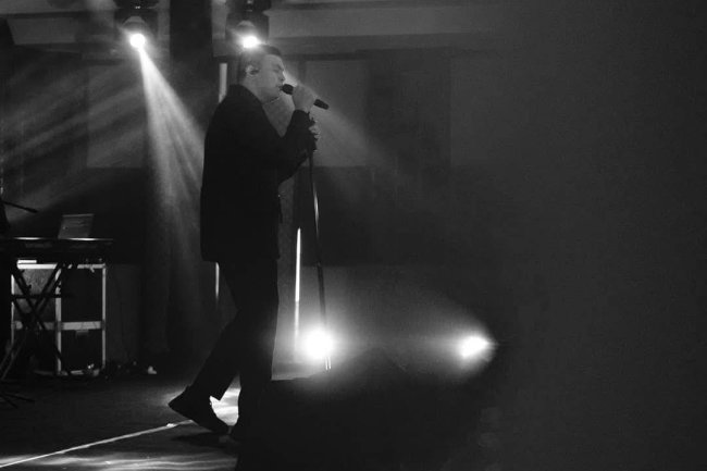 Tulus dan Pengaruhnya dalam Perkembangan Musik Pop Indonesia