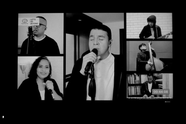 Mengenal Lebih Dekat Sosok Tulus di Balik Lirik Lagu yang Mengharukan