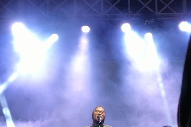 Kecemasan dan Overthinking dalam Musik Feby Putri: Dari Luka Menjadi Nada