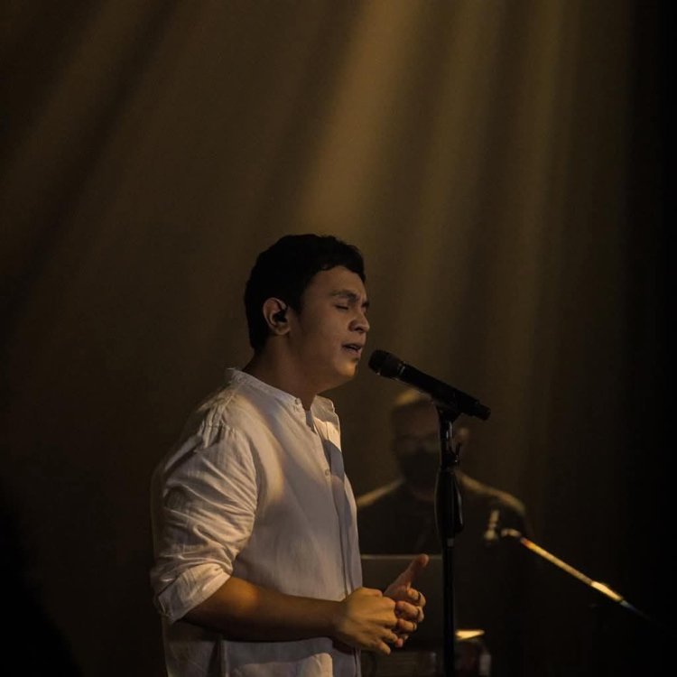 Mengungkap Pesona Lirik-Lirik Mendalam dalam Lagu-Lagu Tulus