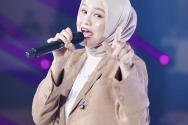 Bagaimana Salma Menggunakan Media Sosial untuk Berkarya